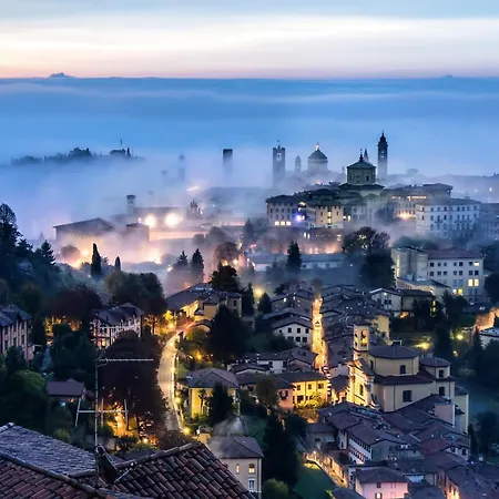 Apartment Corte Di Borgo Canale - Garden Bergamo